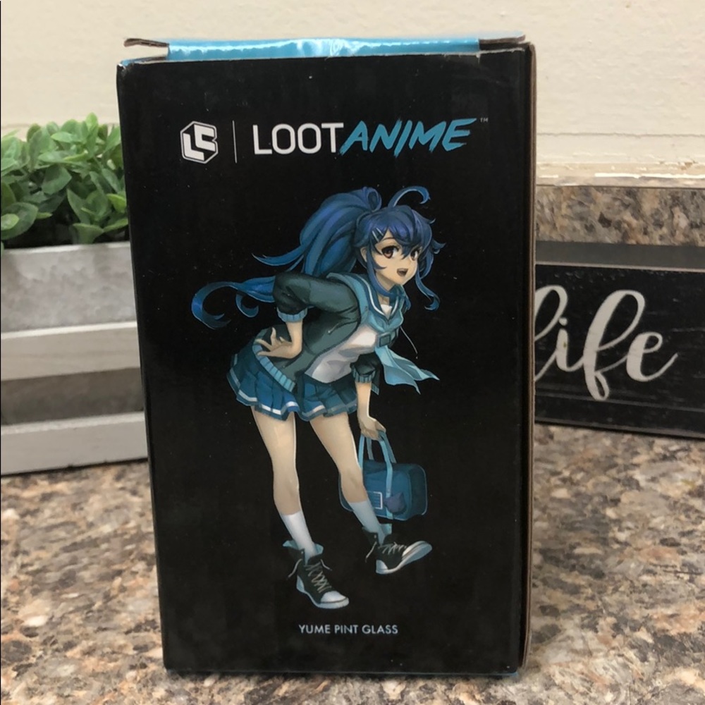 Yume pint glass loot anime
